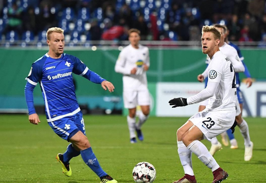 显示了其深 显示了其深