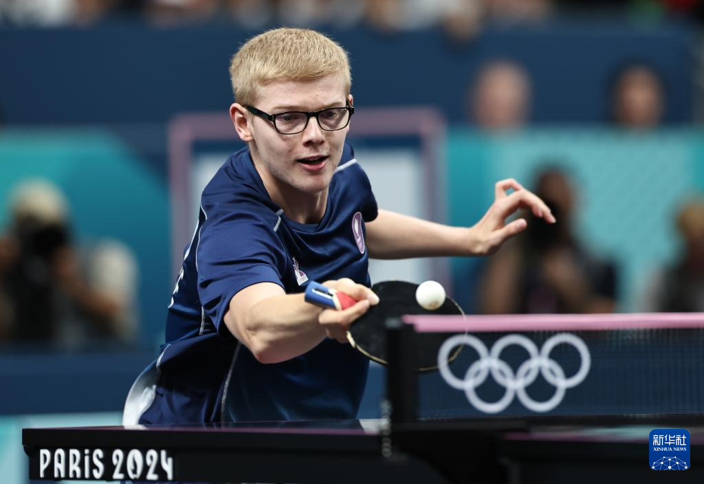 他以强悍的 他以强悍的