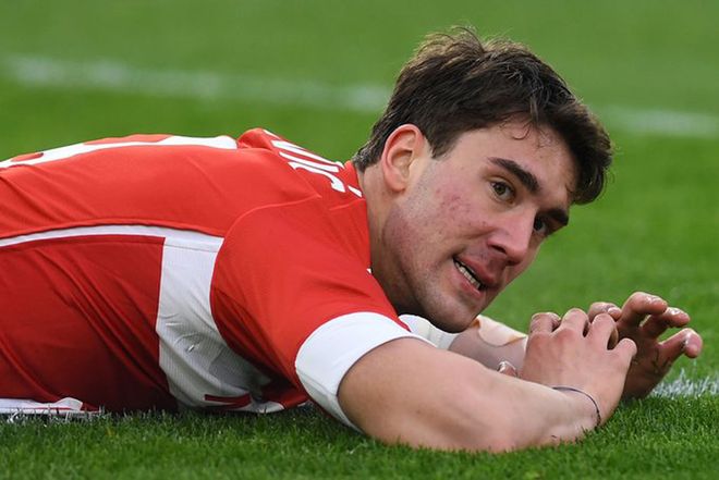 着球迷的神 着球迷的神