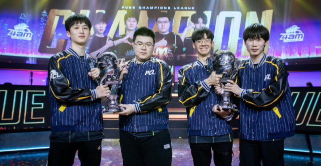 透過社交媒 透過社交媒